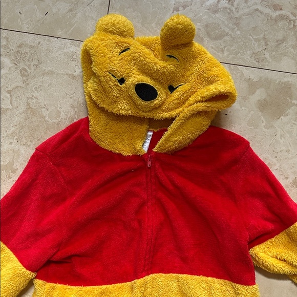 Winnie The Pooh onesie - Picture 1 of 4